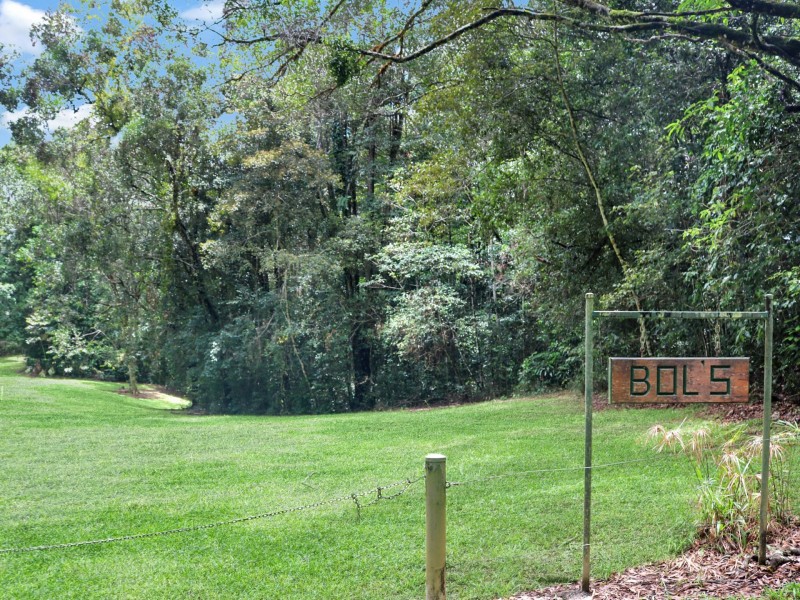 286 Sewell Road, Lake Eacham QLD 4884