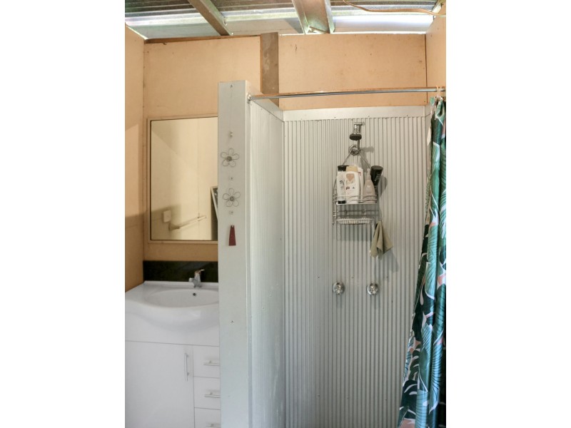 286 Sewell Road, Lake Eacham QLD 4884