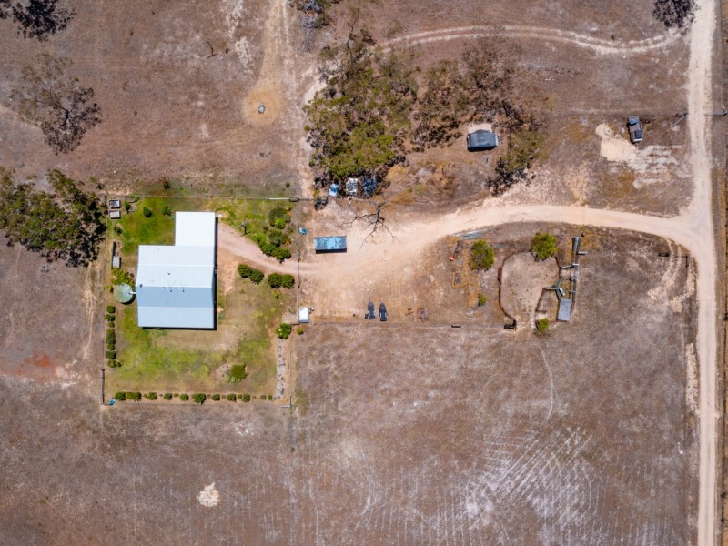 52 Anderson Rd, Tolga QLD 4882