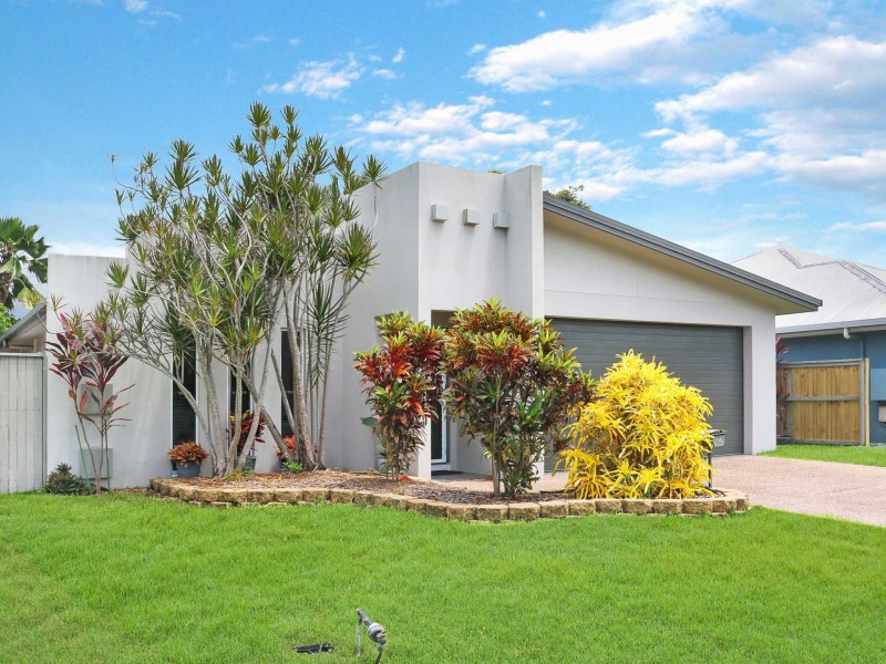 14 Starboard Street, Trinity Beach QLD 4879