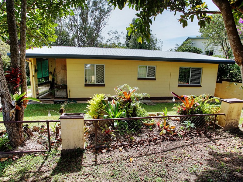 22 Broadway, Herberton QLD 4887