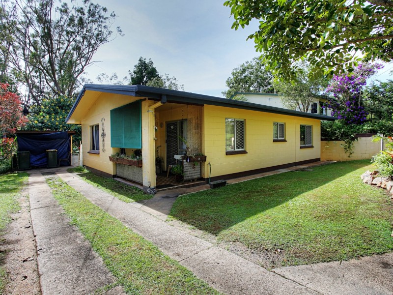 22 Broadway, Herberton QLD 4887