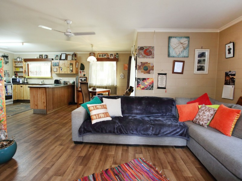 22 Broadway, Herberton QLD 4887