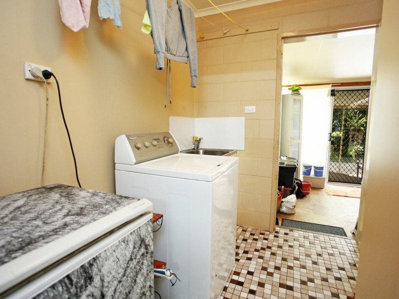 22 Broadway, Herberton QLD 4887