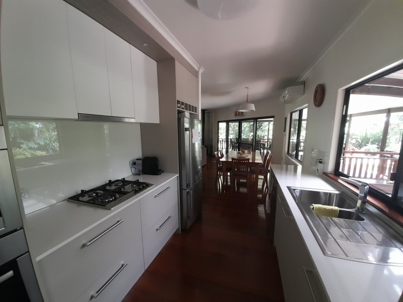 Tinaroo QLD 4872
