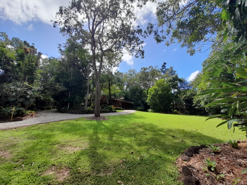 Tinaroo QLD 4872