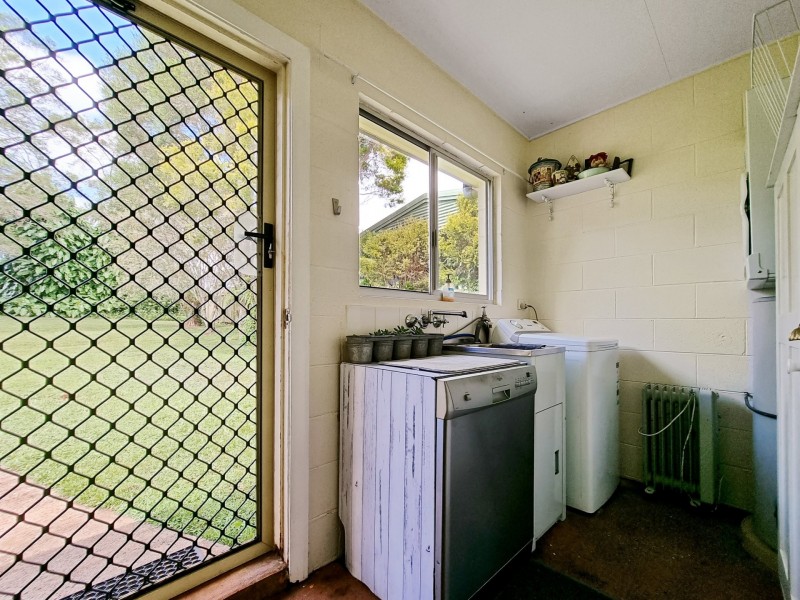 8 Heale Street, Malanda QLD 4885