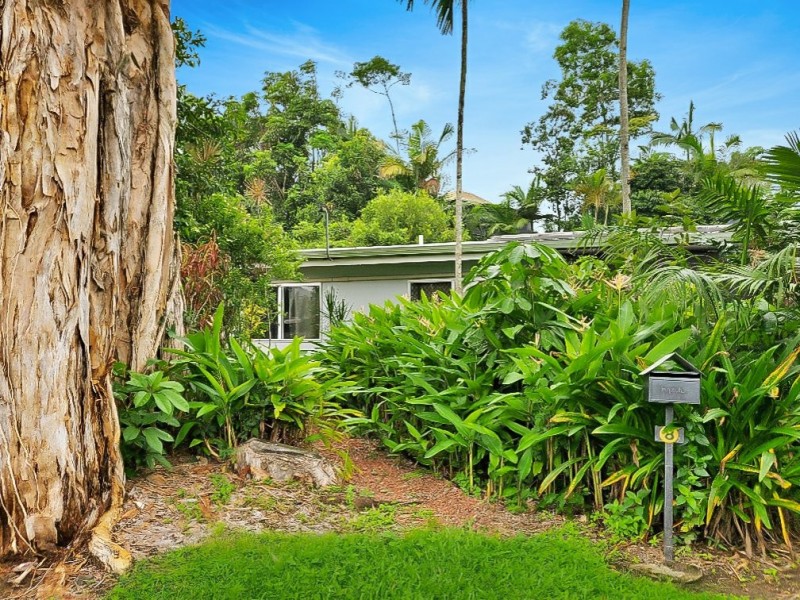 8 Kowinka Street, White Rock QLD 4868