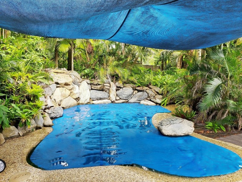 8 Kowinka Street, White Rock QLD 4868