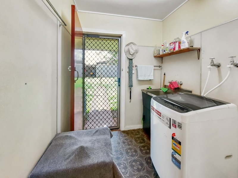 22 Downing Street, Malanda QLD 4885