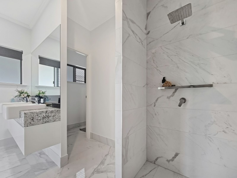 65 Jessica Road, Peeramon QLD 4885