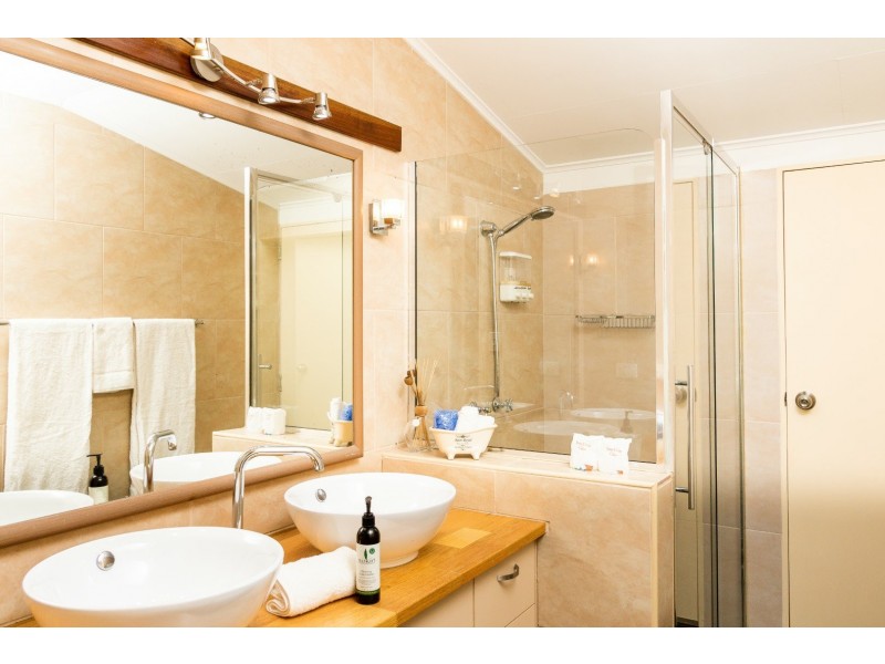 12028 Kennedy Highway, Evelyn QLD 4888