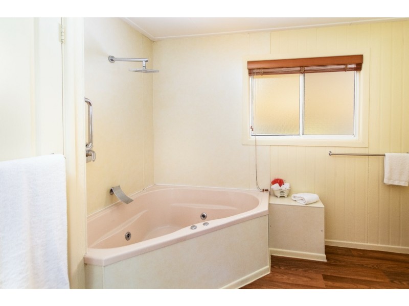 12028 Kennedy Highway, Evelyn QLD 4888