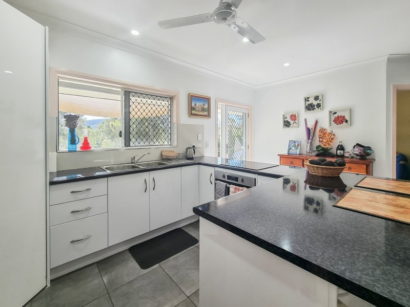 16 Ruby Street, Herberton QLD 4887