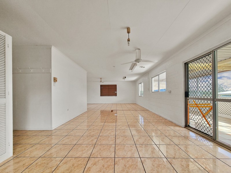 12 Cumbrian Avenue, Atherton QLD 4883