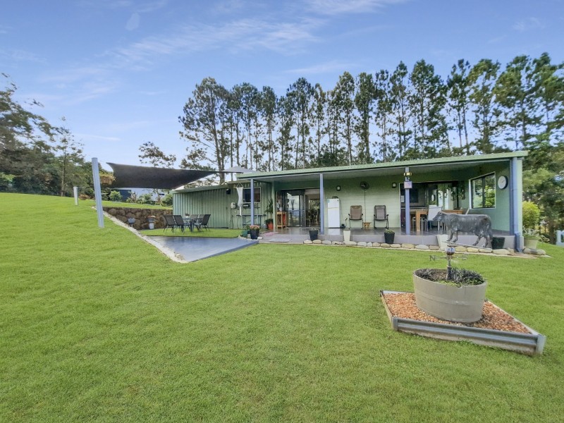 1 Bruce Road, Barrine QLD 4872