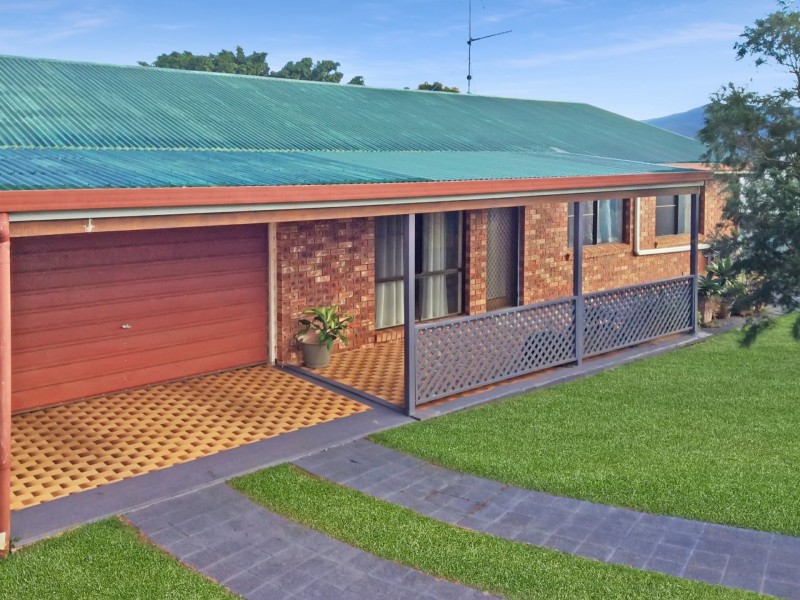 9 Baxter Avenue, Atherton QLD 4883