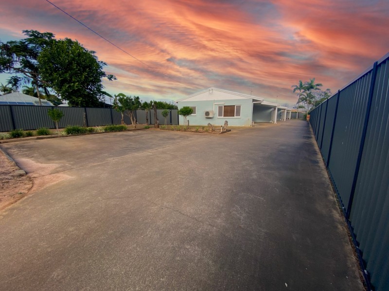 Unit 2/254 Walsh Street, Mareeba QLD 4880