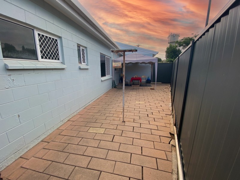 Unit 2/254 Walsh Street, Mareeba QLD 4880