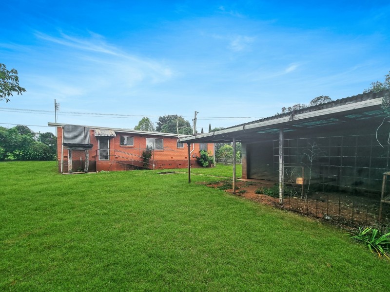 29 Pink Street, Atherton QLD 4883