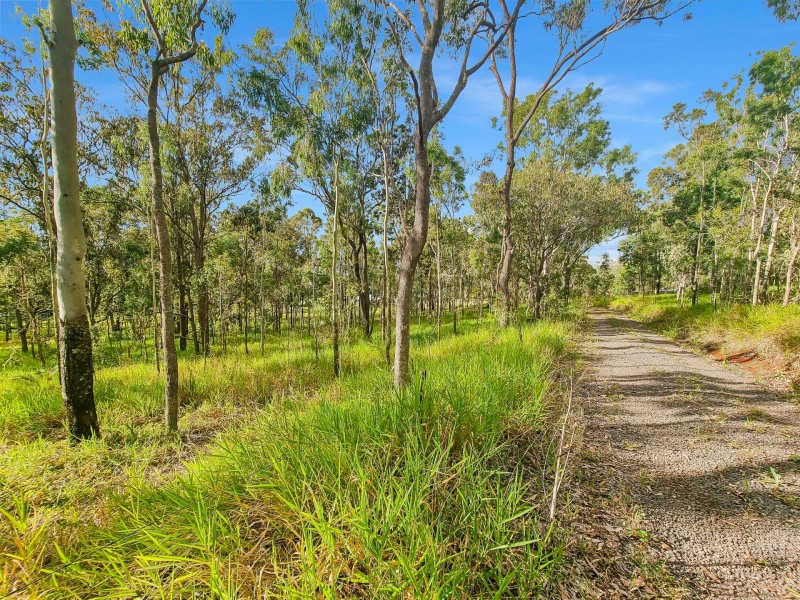 21 Equestrian Drive, Tolga QLD 4882