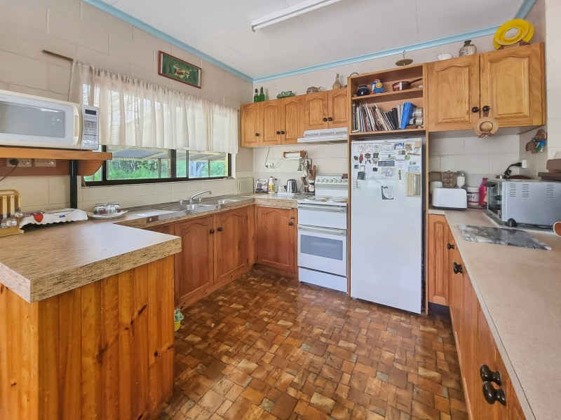 21 Equestrian Drive, Tolga QLD 4882