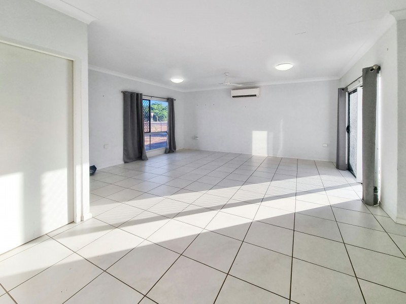 Unit 1/100 Carron, Karumba QLD 4891
