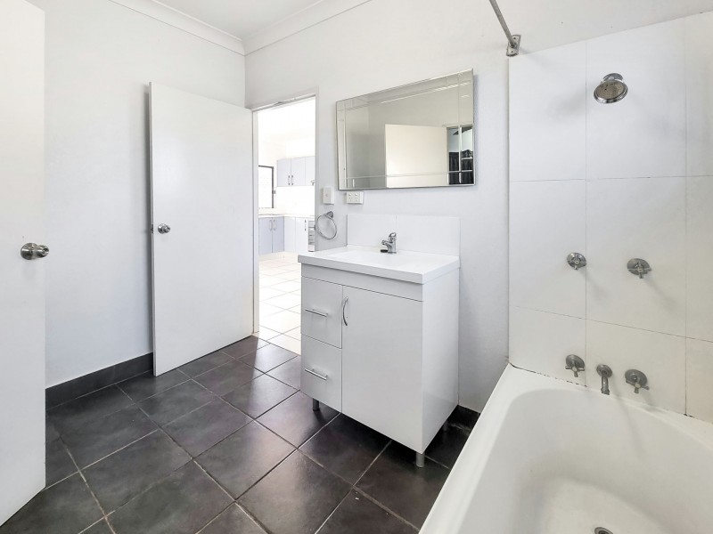 Unit 1/100 Carron, Karumba QLD 4891