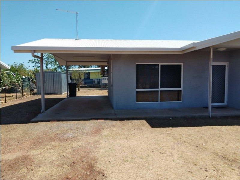 Unit 1/100 Carron, Karumba QLD 4891