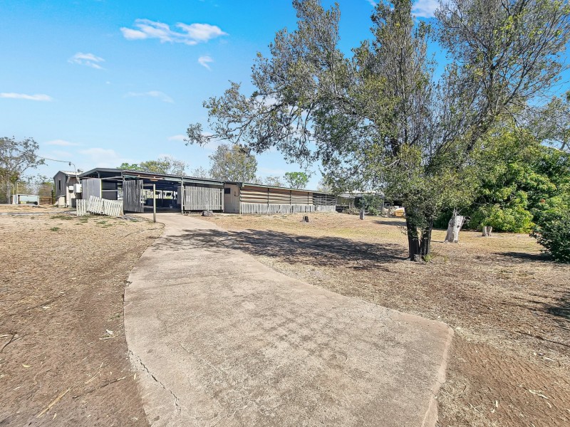 23-25 Riverview Drive, Cooktown QLD 4895