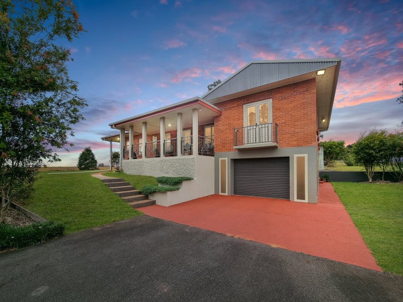 7 Knowles Road, East Barron QLD 4883