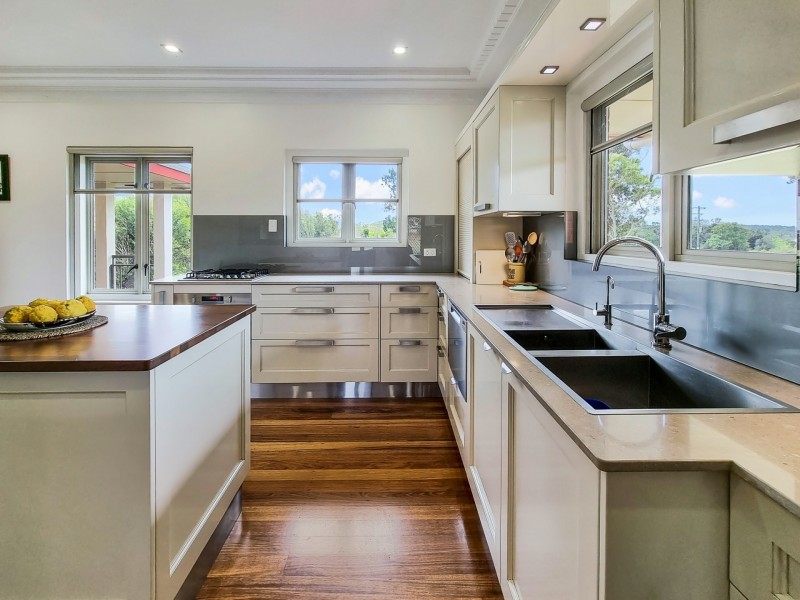 7 Knowles Road, East Barron QLD 4883