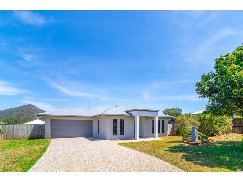 9 Robertson Close, Atherton QLD 4883