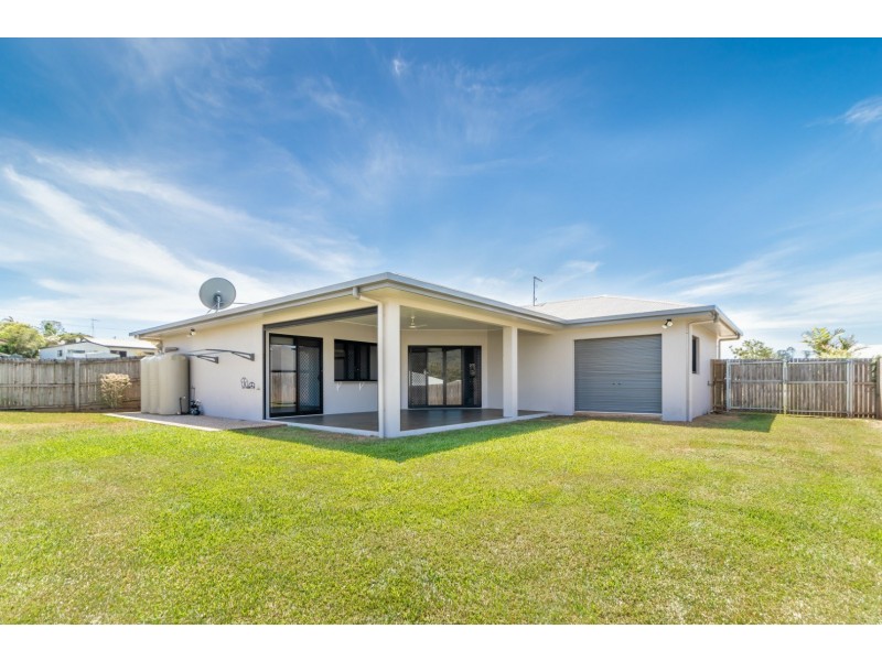 9 Robertson Close, Atherton QLD 4883