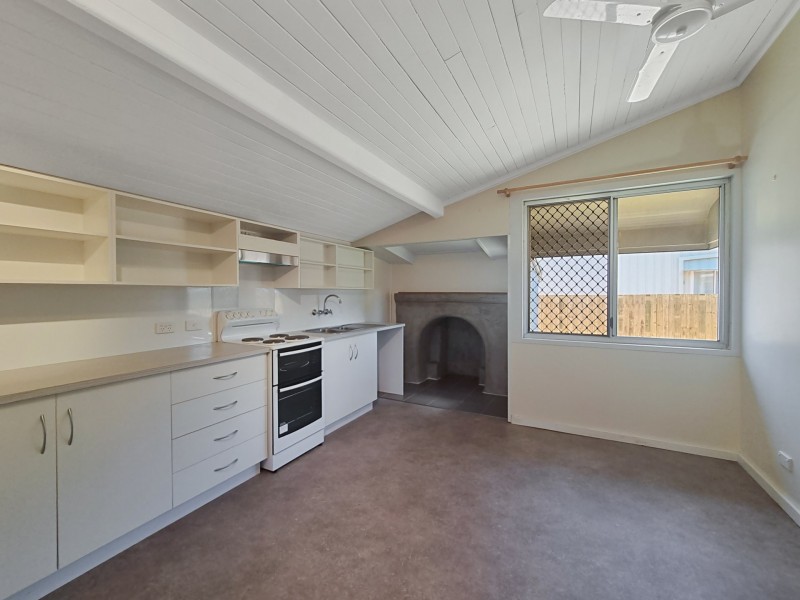 25 Mary Street, Malanda QLD 4885