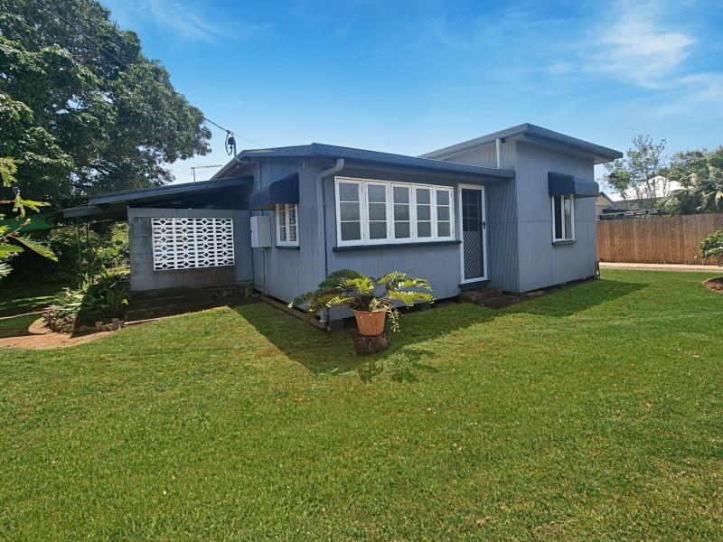 25 Mary Street, Malanda QLD 4885