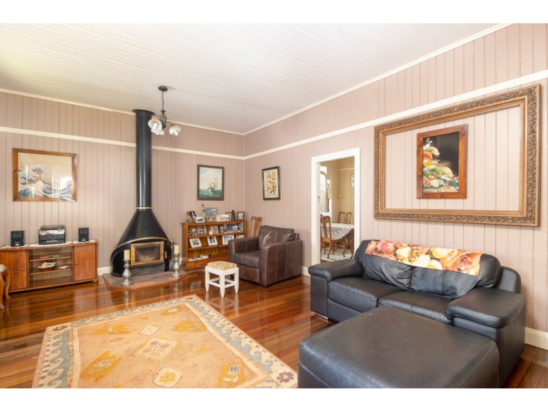 10 Holm Street, Atherton QLD 4883