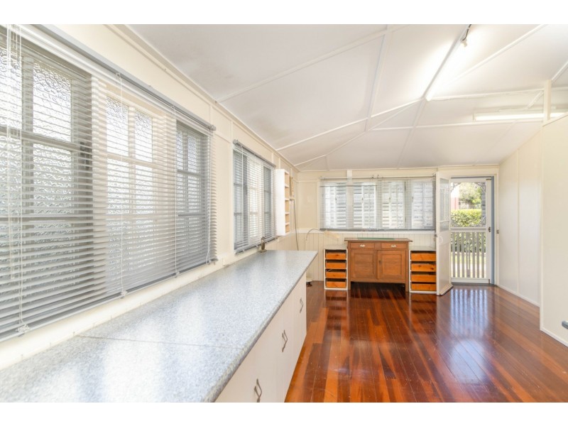 10 Holm Street, Atherton QLD 4883