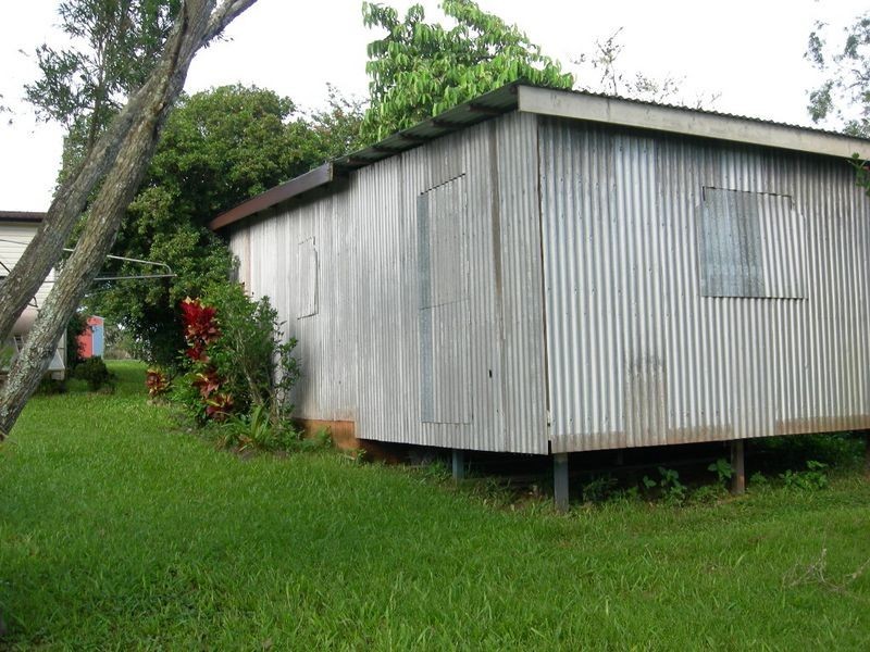 35 Eacham Rd, Yungaburra QLD 4884