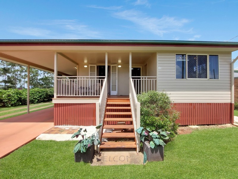 17 Elizabeth Street, Tolga QLD 4882
