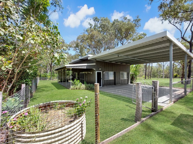 120 Pedersen Road, Watsonville QLD 4887