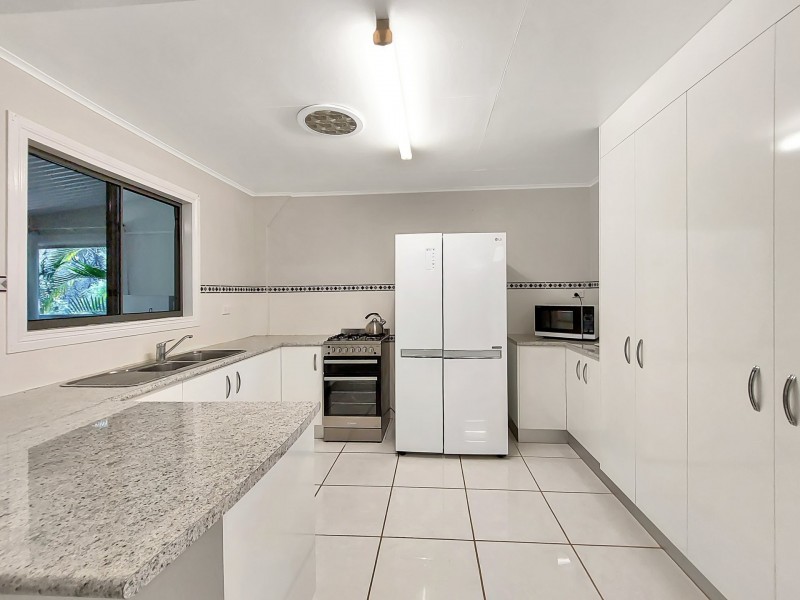 120 Pedersen Road, Watsonville QLD 4887