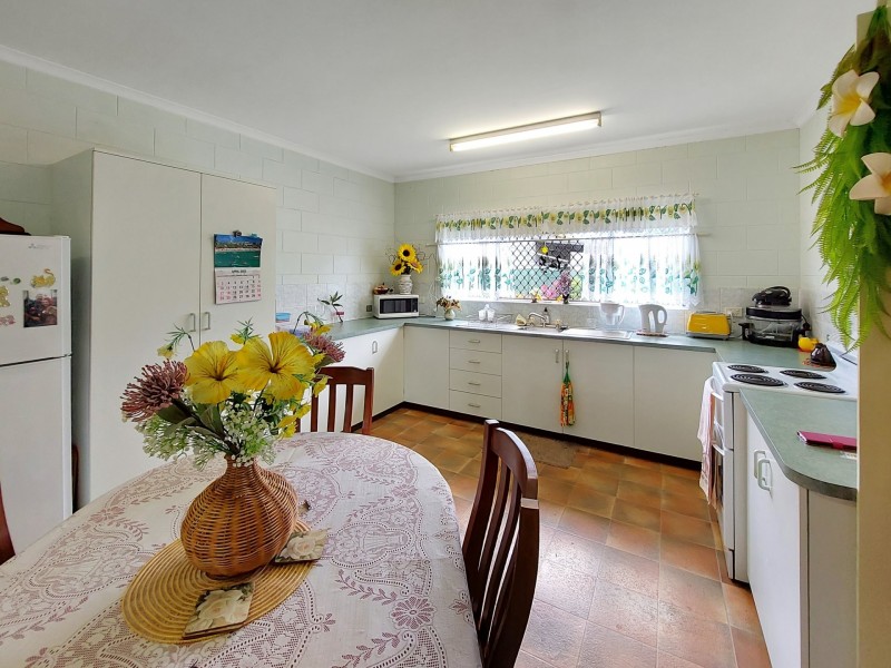 4 Hastie Street, Tolga QLD 4882