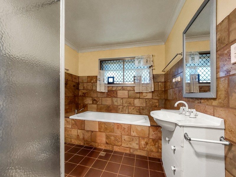 2 Figtree Close, Malanda QLD 4885