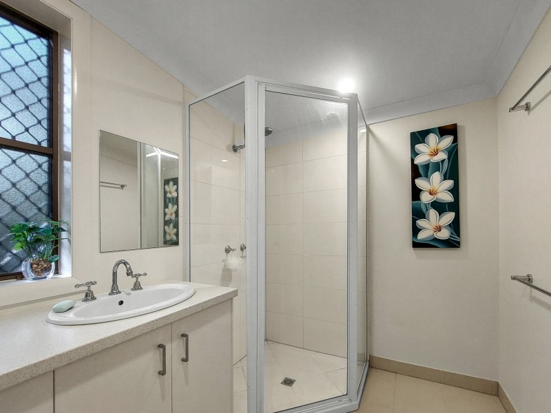 2 Figtree Close, Malanda QLD 4885