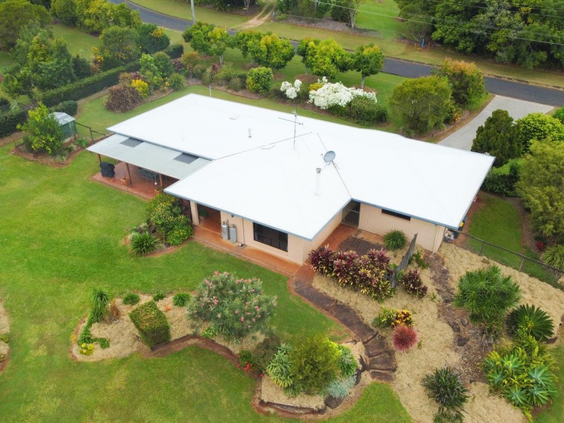 16 Newman Drive, Tolga QLD 4882