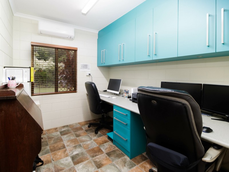 16 Newman Drive, Tolga QLD 4882