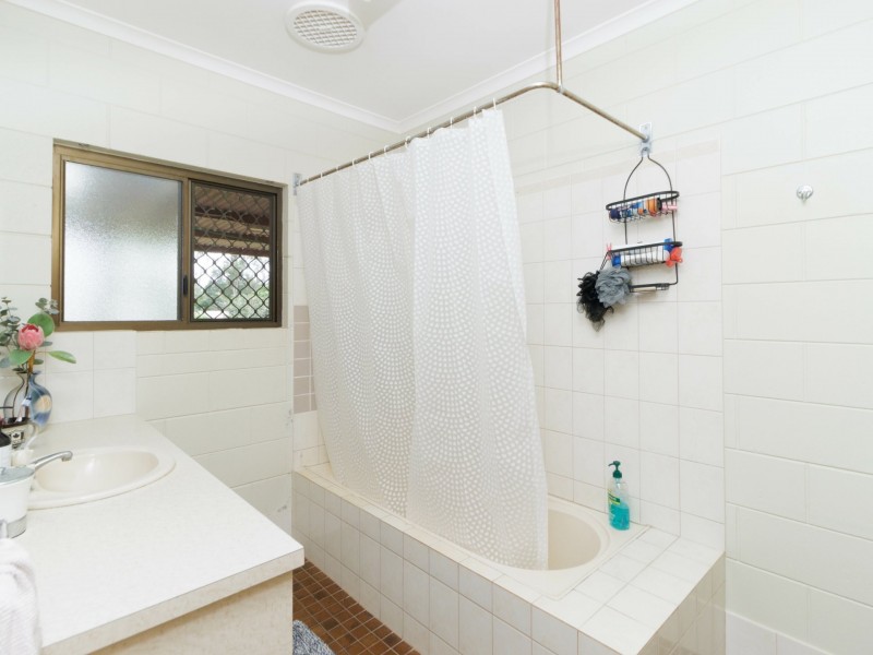 16 Newman Drive, Tolga QLD 4882