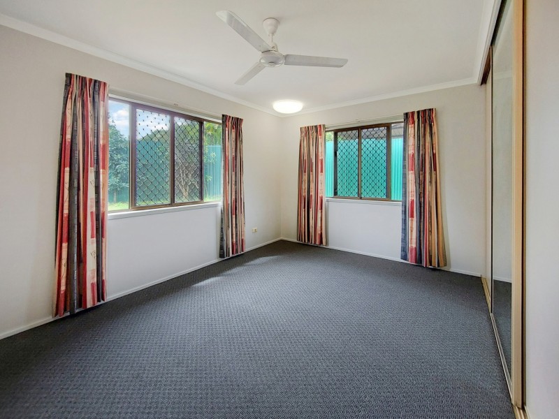4 Larkin Close, Atherton QLD 4883