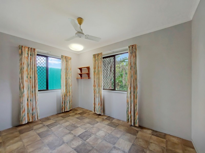 4 Larkin Close, Atherton QLD 4883